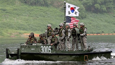 Verschärfung der Lage auf der koreanischen Halbinsel: Unruhe und Nachteile für beide Seiten - ảnh 1